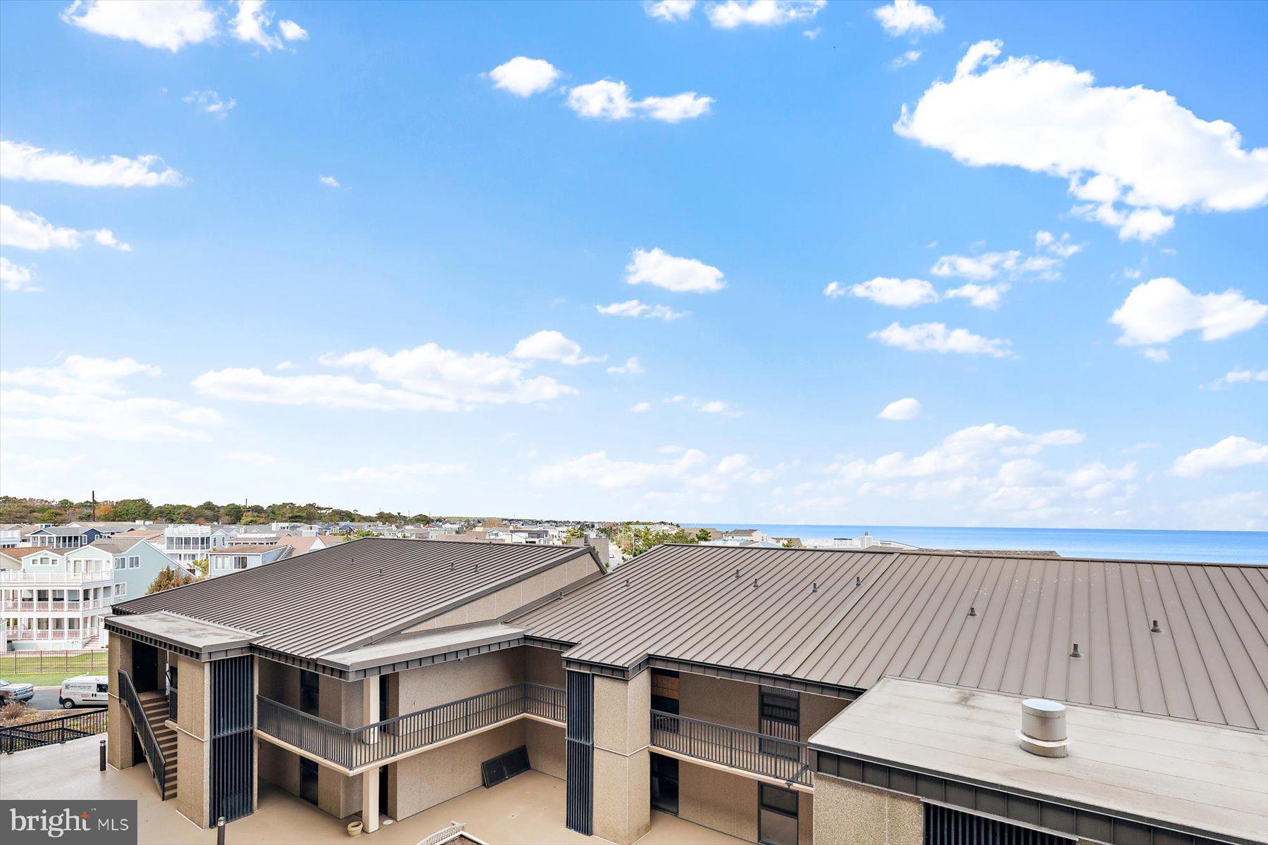 SEA COLONY EAST - Residential