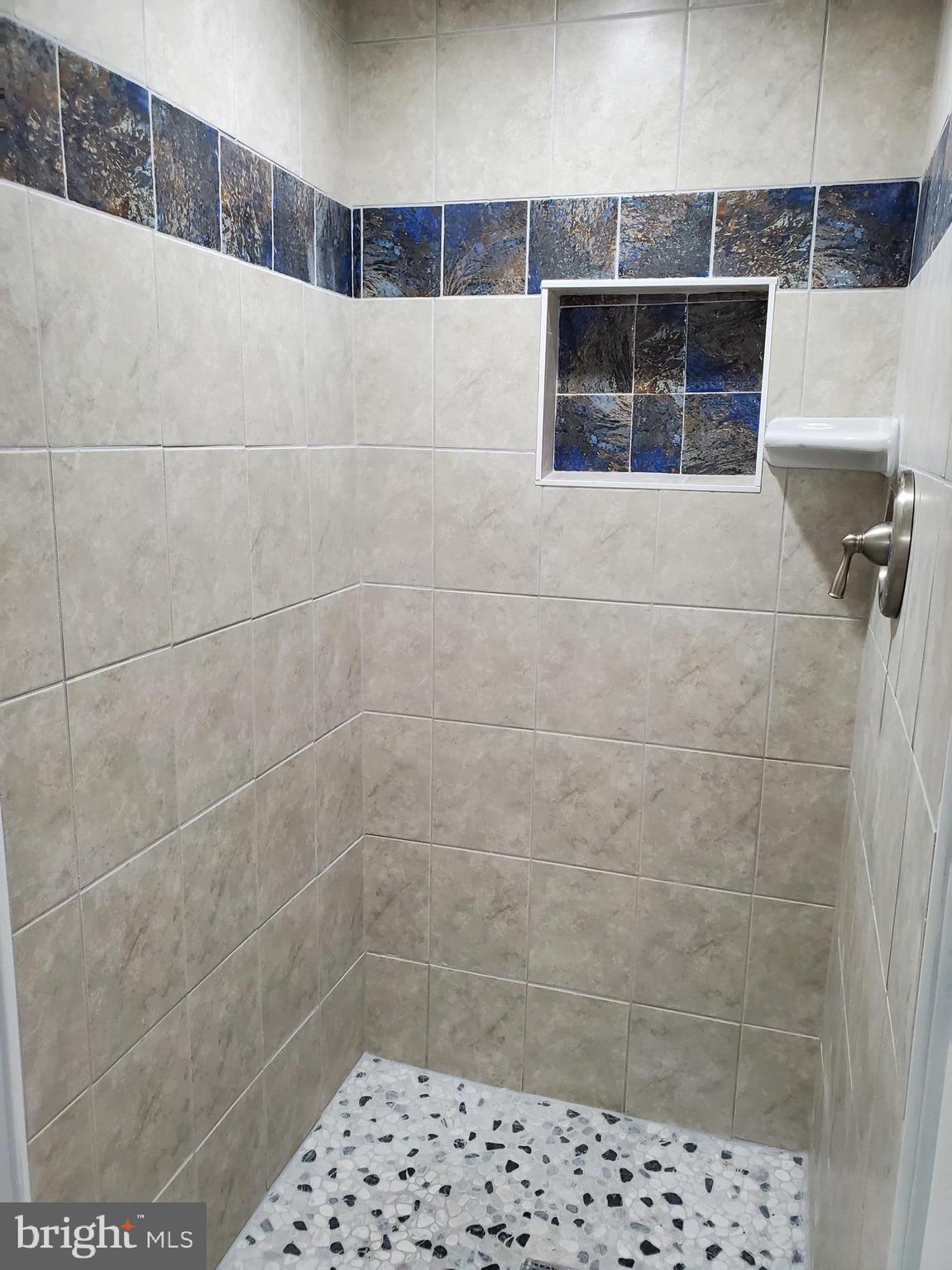 NEWINGTON FOREST - Residential Lease