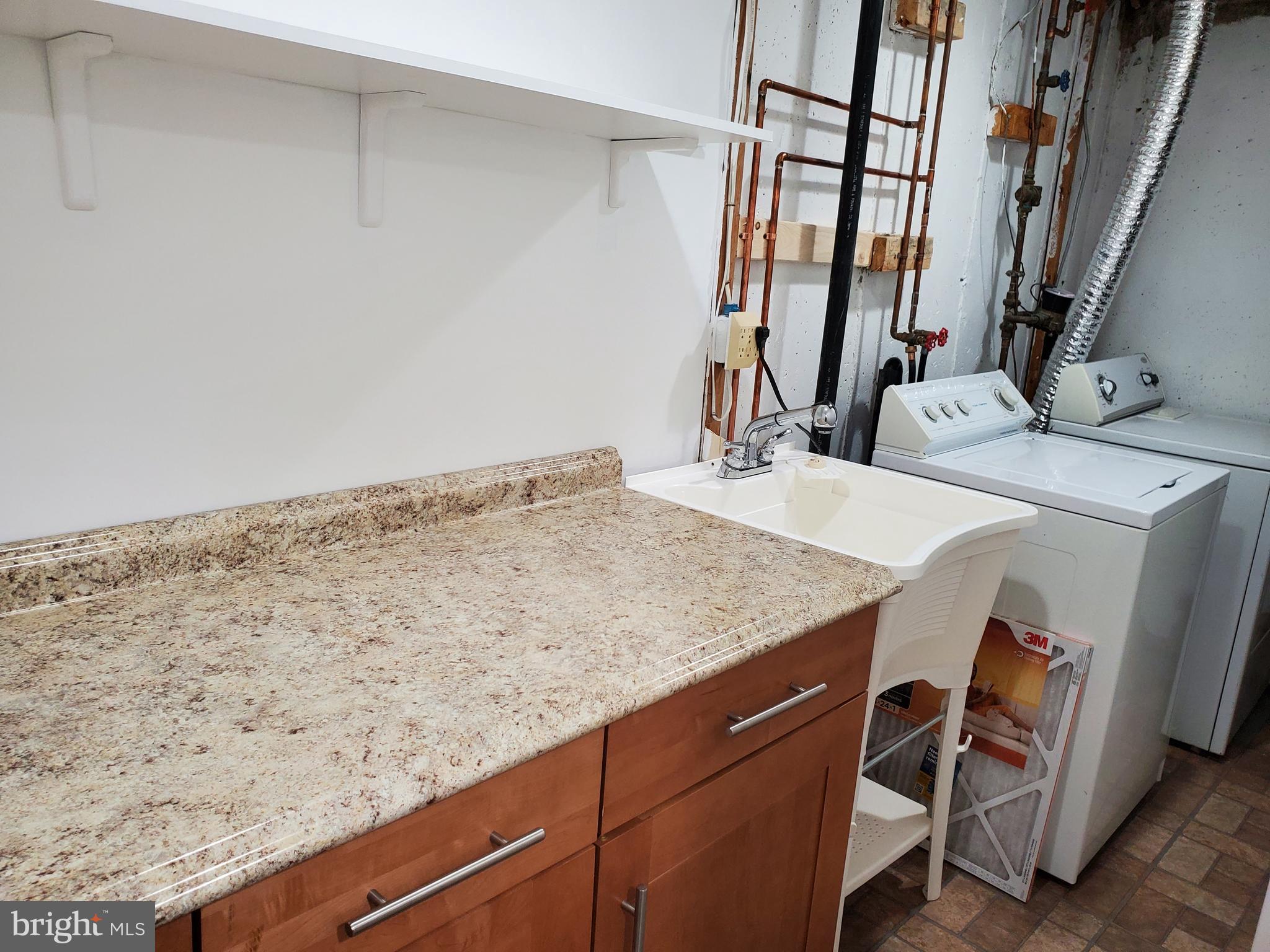 NEWINGTON FOREST - Residential Lease