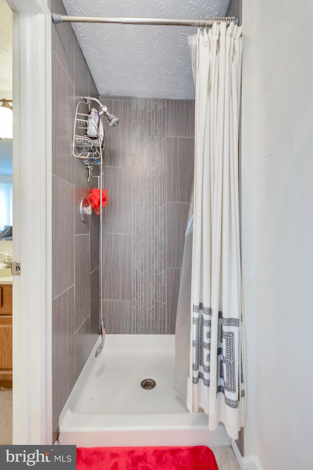 HEATHER GLEN - Residential