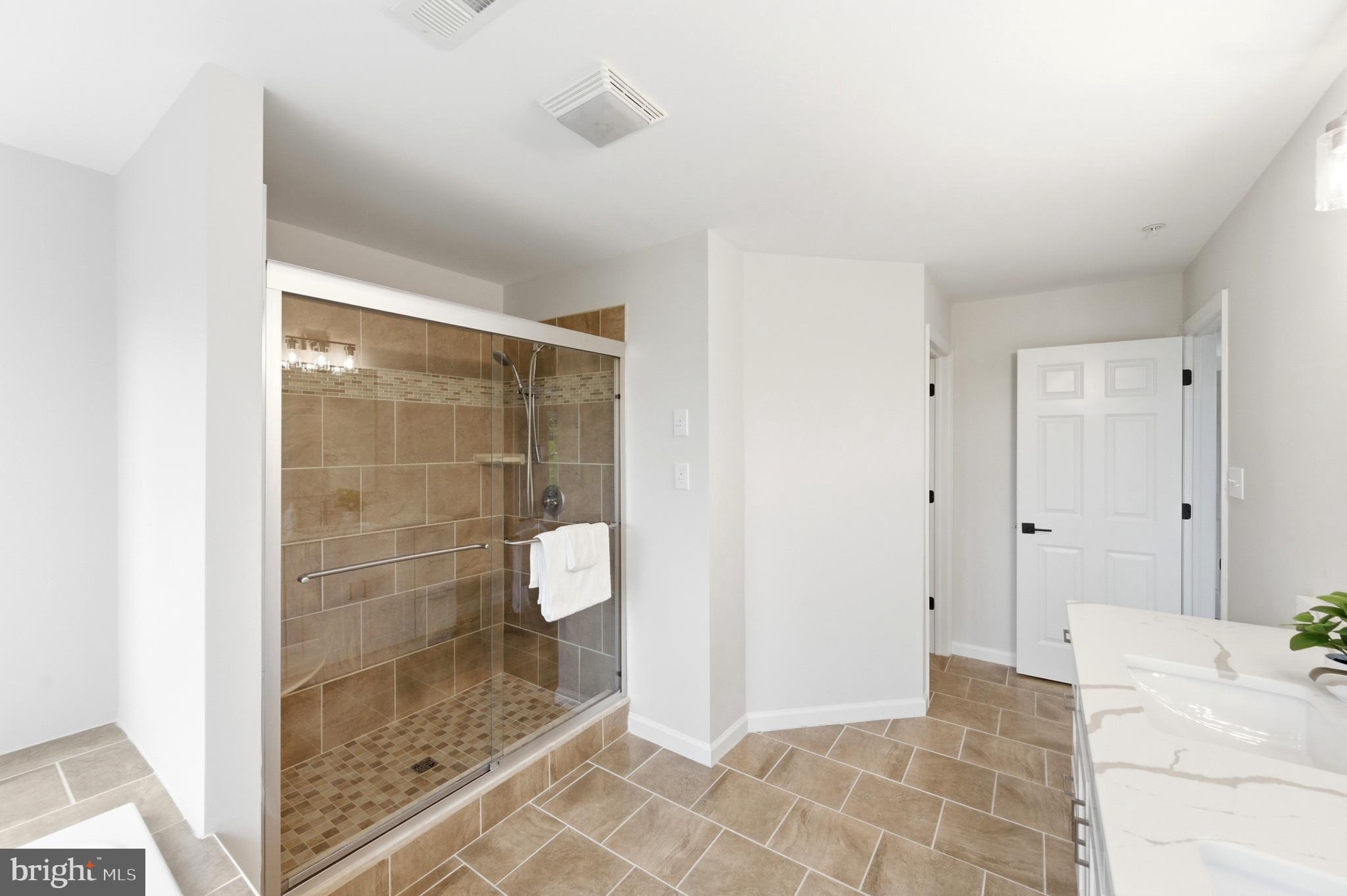 GLENWOOD ESTATES - Residential