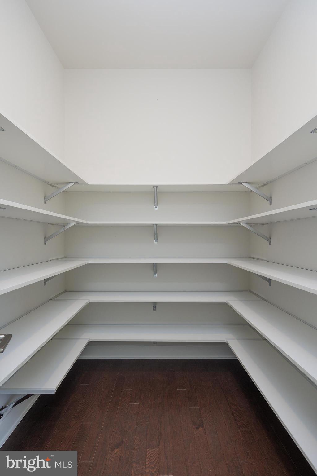 DOMINION VALLEY COUNTRY CLUB - Residential