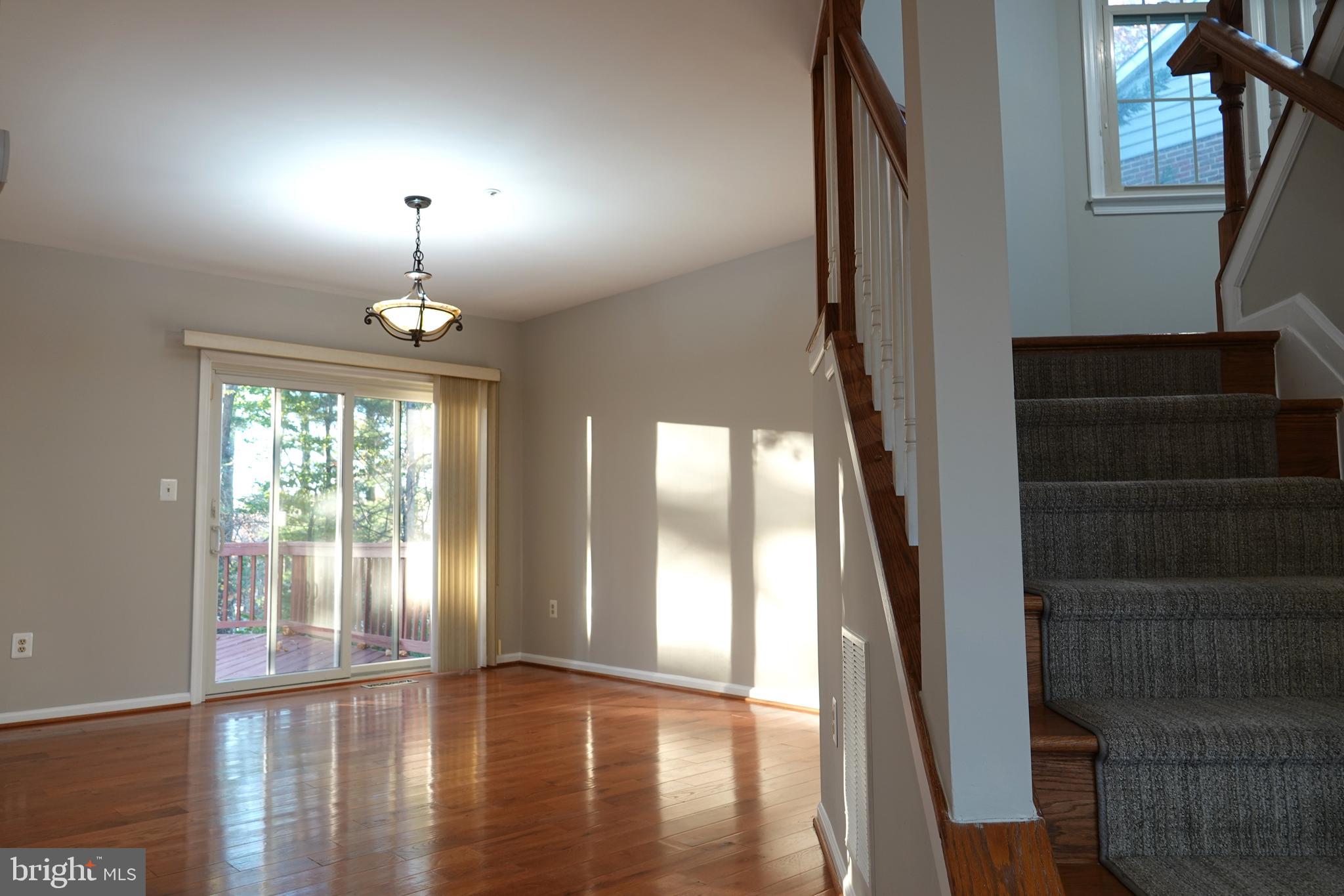 FALLSTONE - Residential