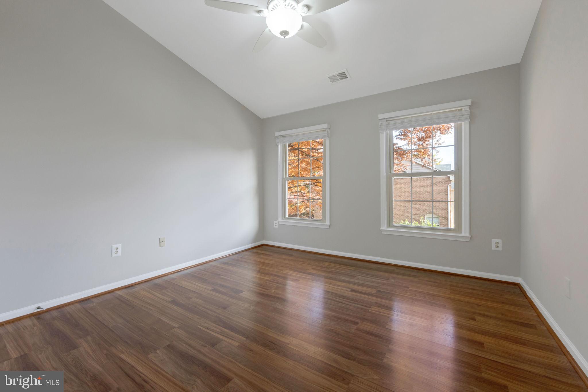 FALLSTONE - Residential