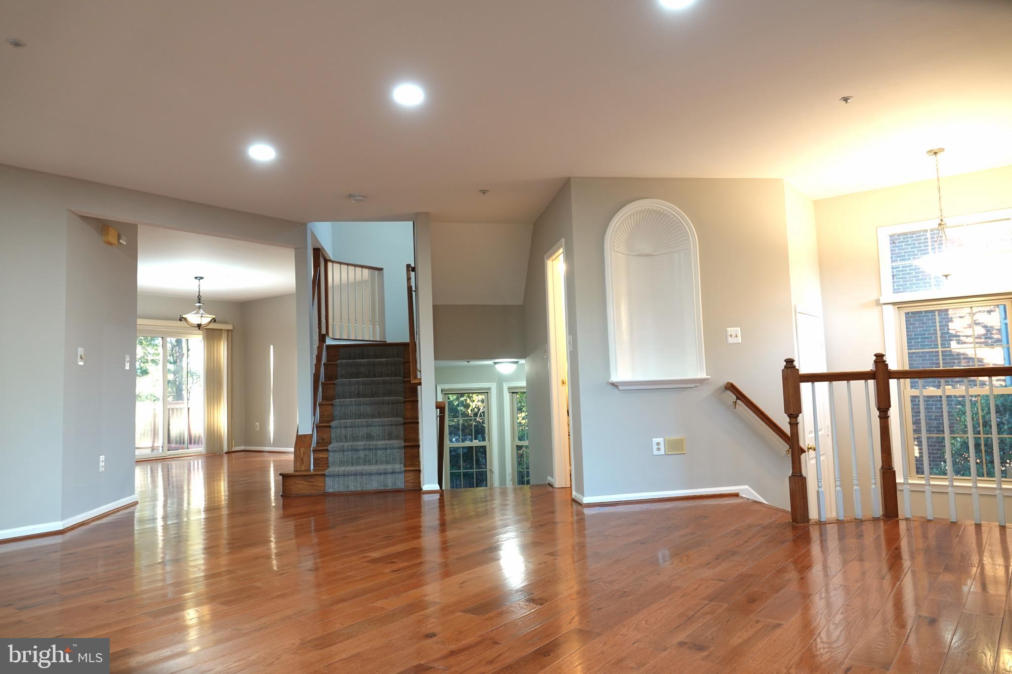 FALLSTONE - Residential