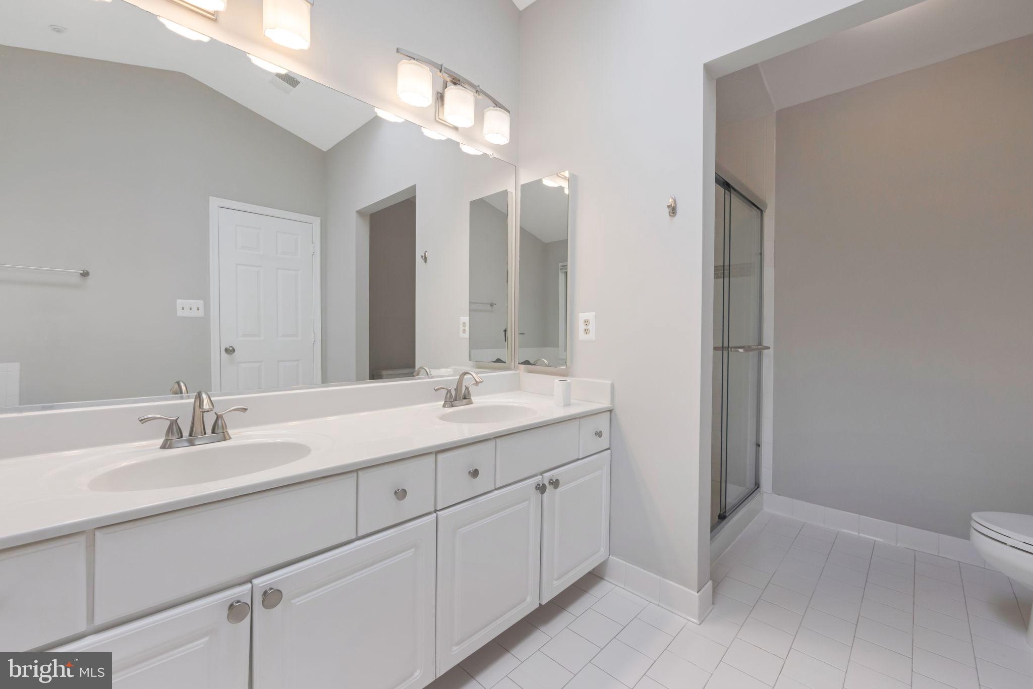 FALLSTONE - Residential