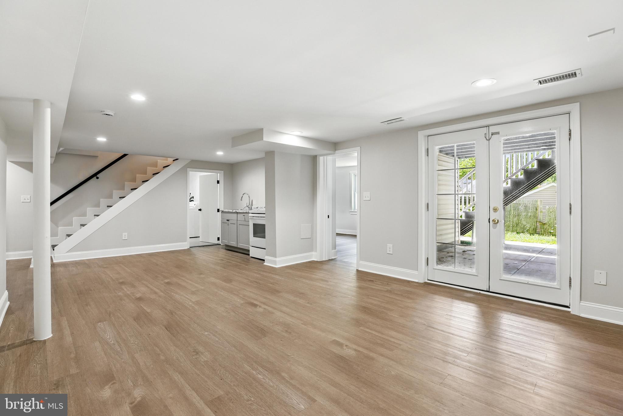 CONN AVE PARK - Residential