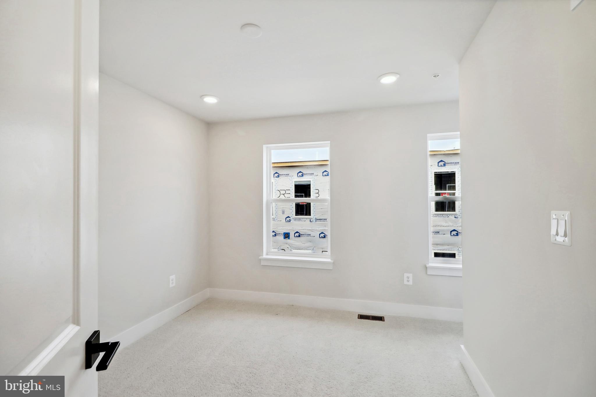 LOCKE LANDING - Residential