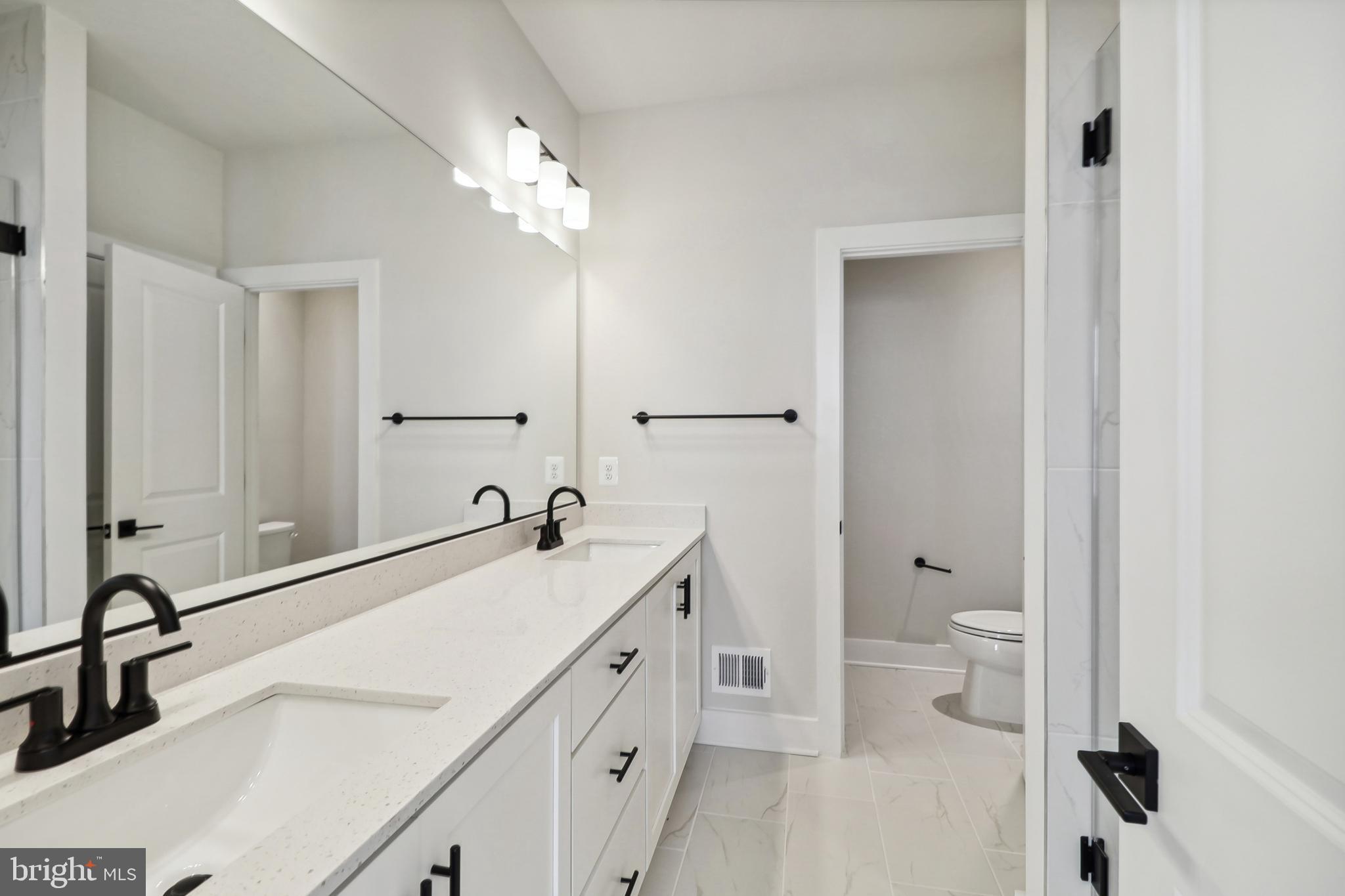 LOCKE LANDING - Residential