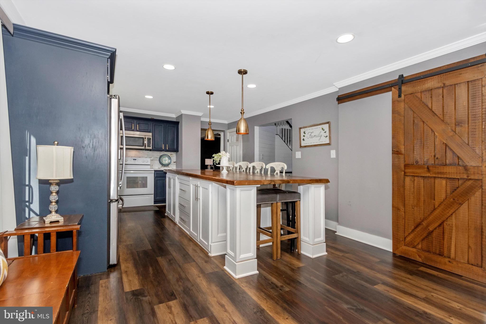 NORTH CROSSING - Residential