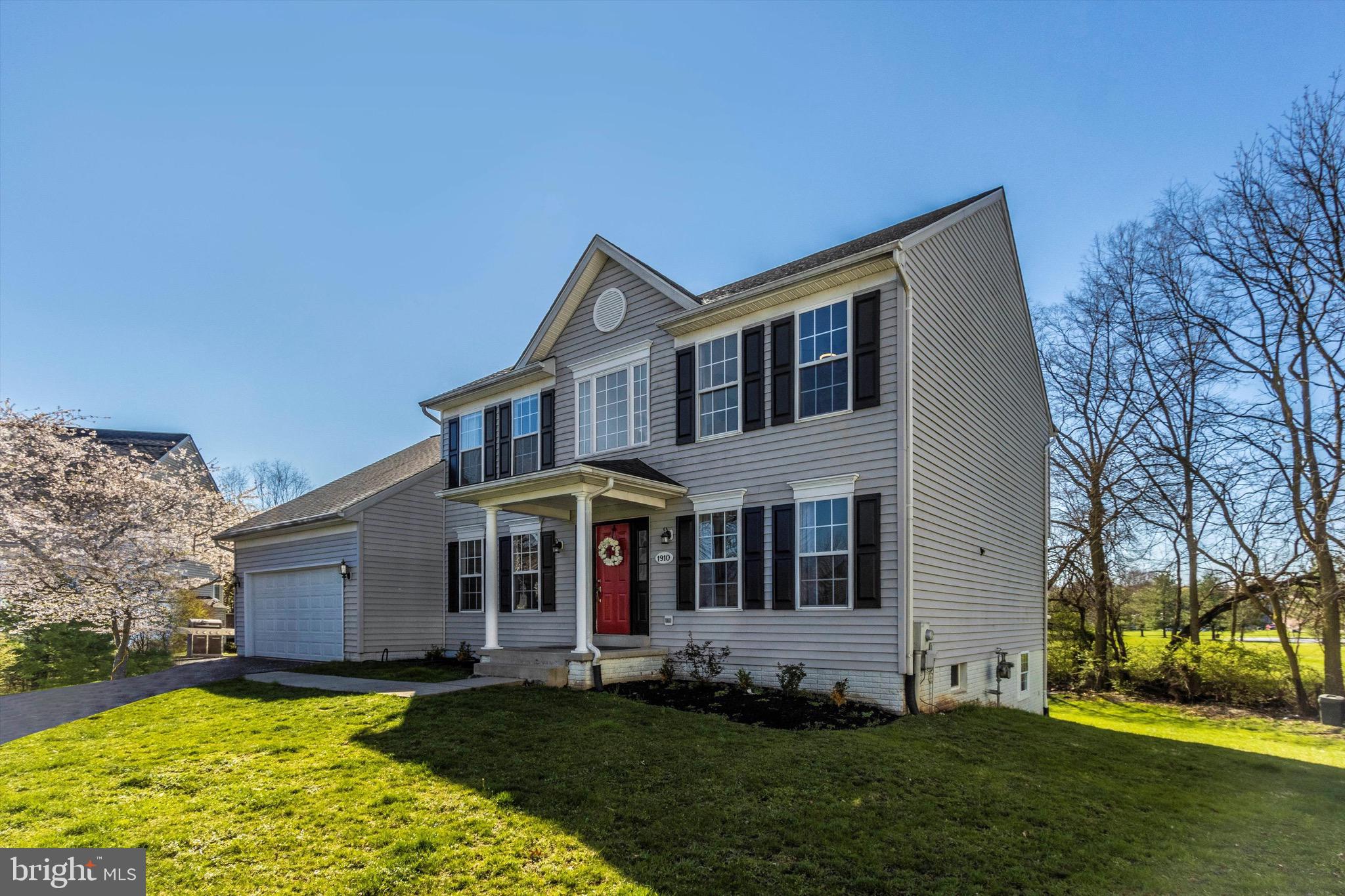 NORTH CROSSING - Residential