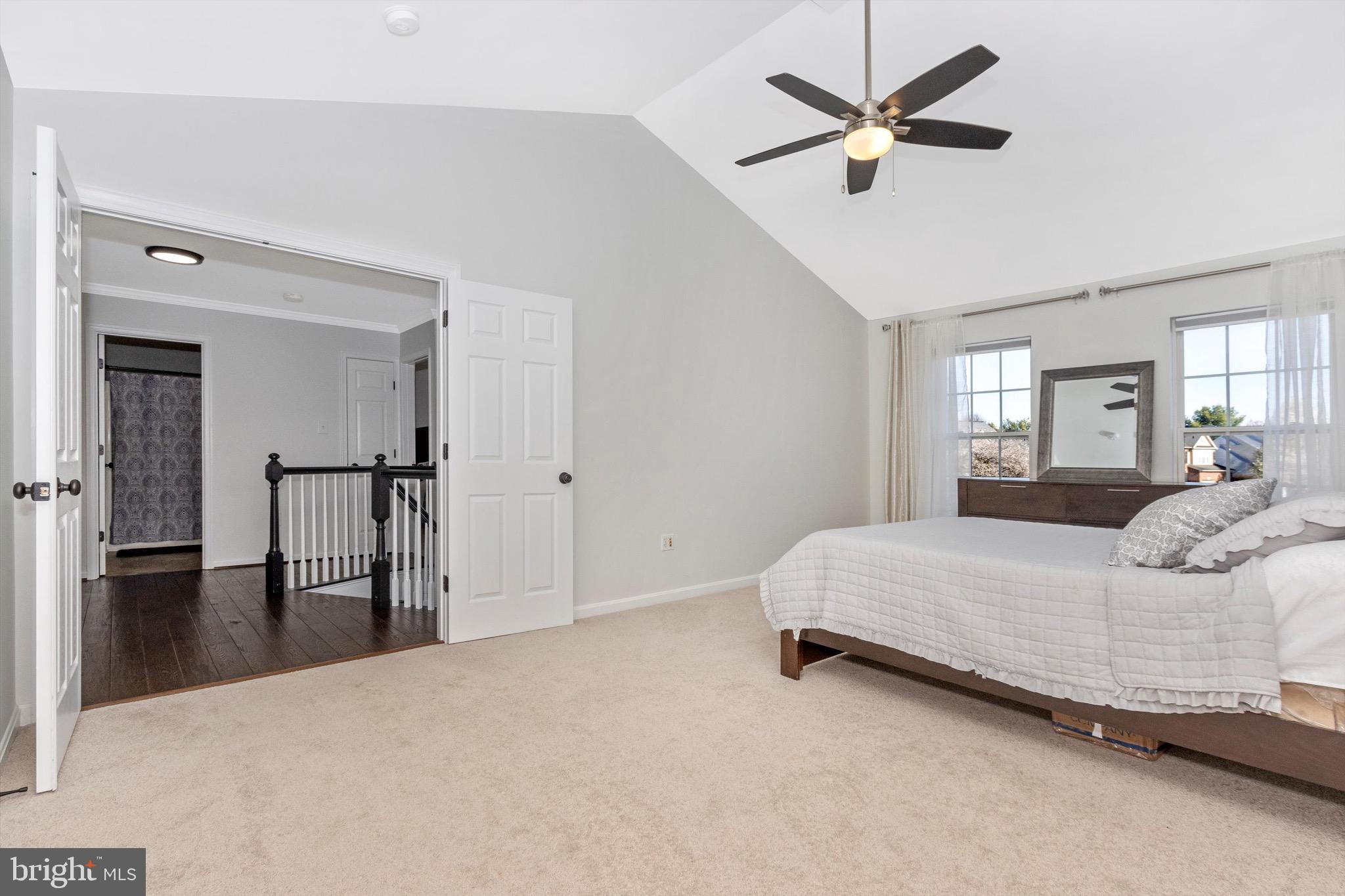 NORTH CROSSING - Residential