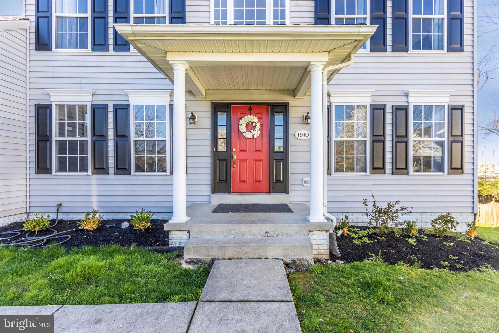 NORTH CROSSING - Residential