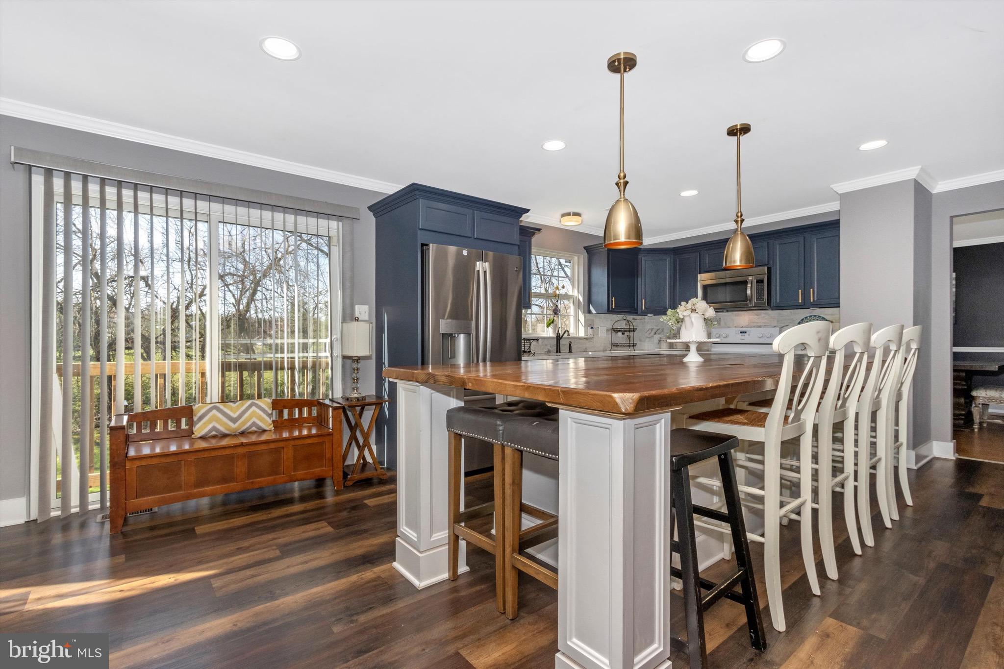 NORTH CROSSING - Residential