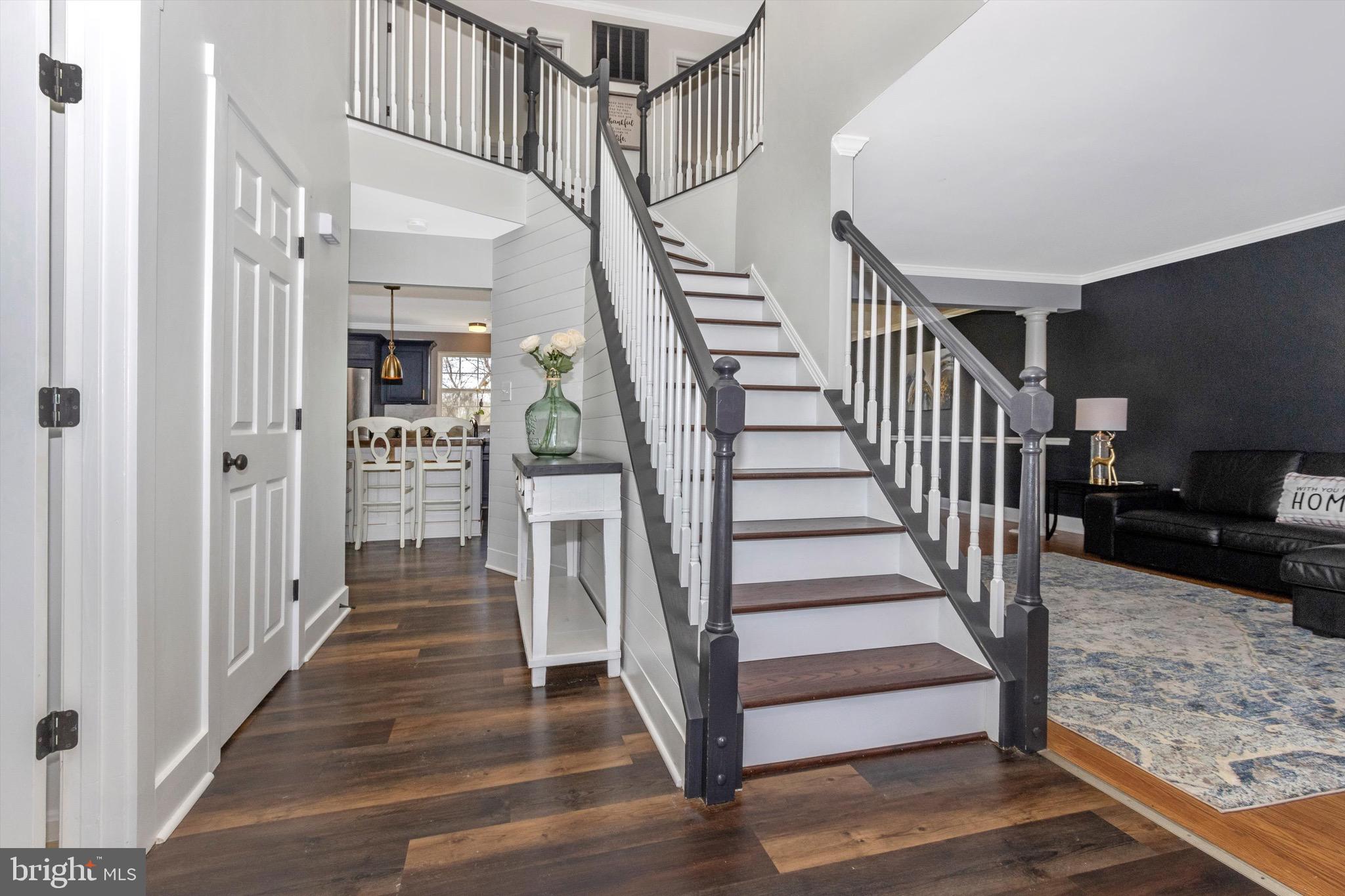 NORTH CROSSING - Residential