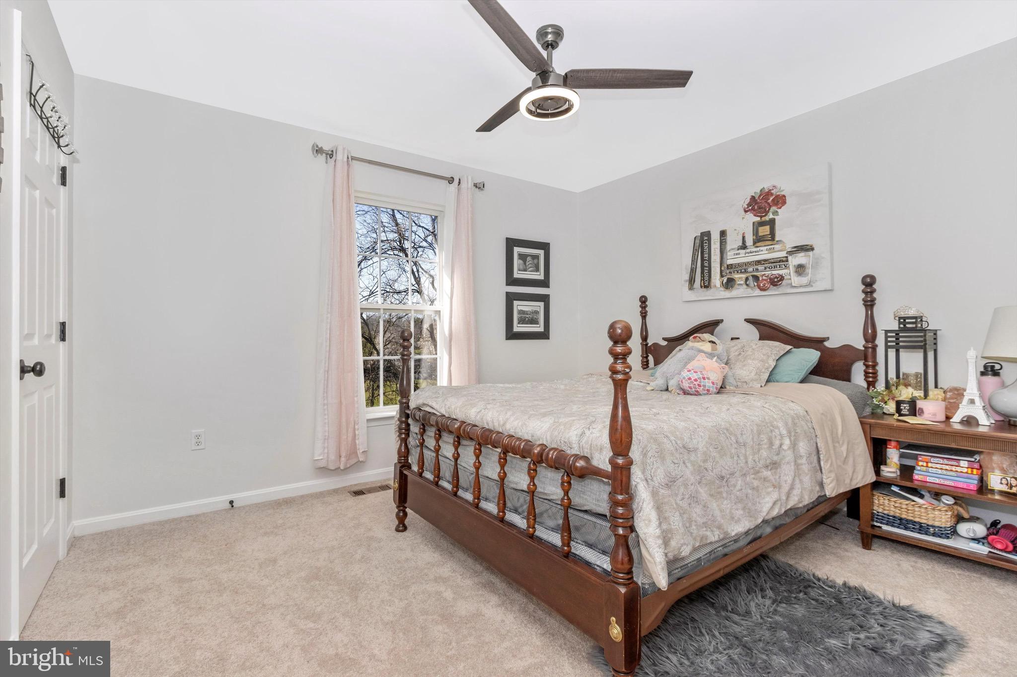 NORTH CROSSING - Residential