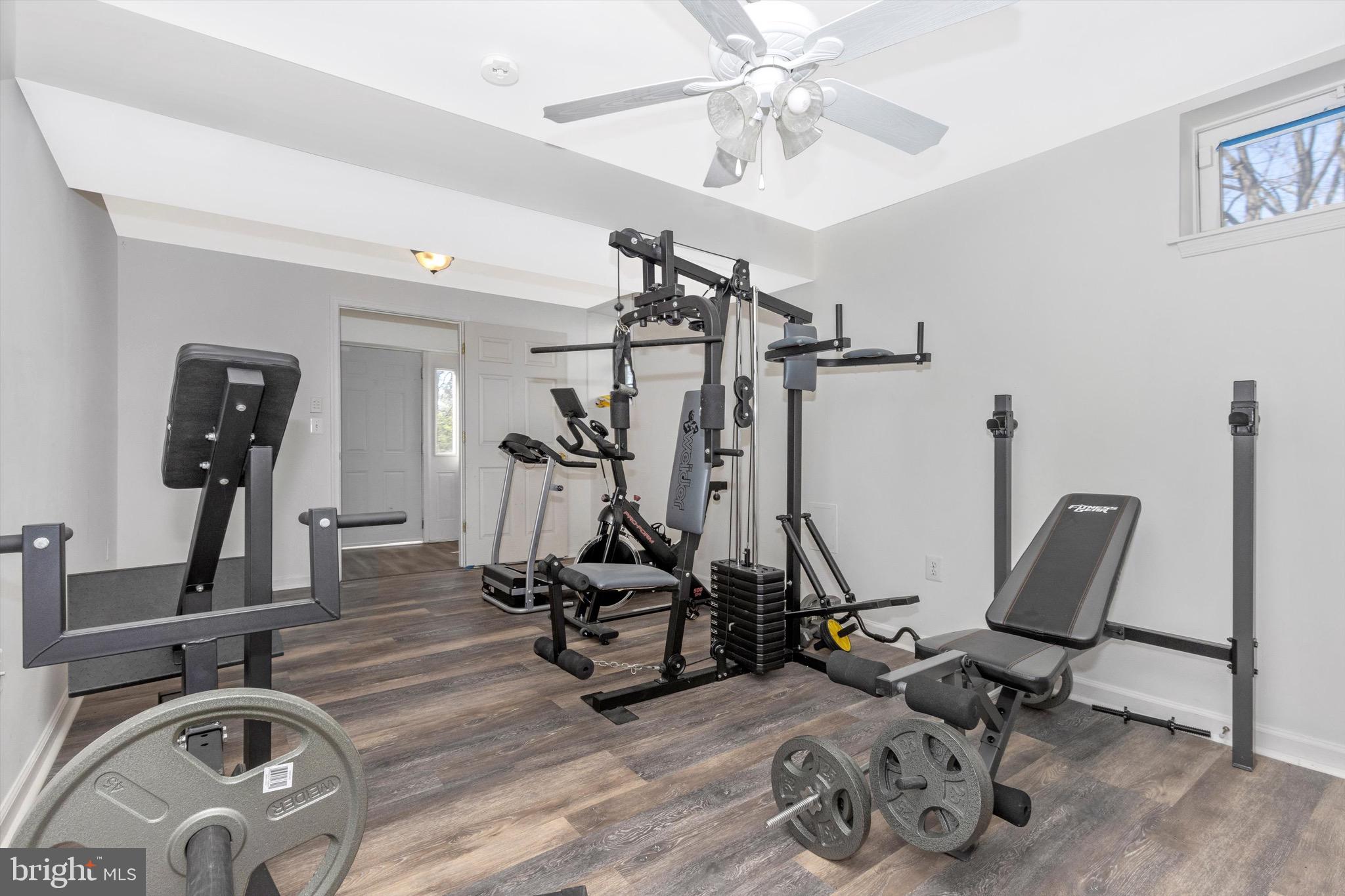 NORTH CROSSING - Residential