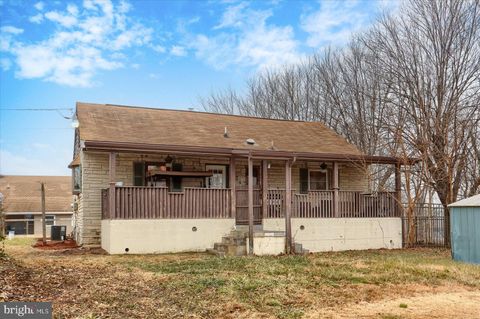 Tiny photo for 6111 Walls Street, HARRISBURG, PA 17112 (MLS # PADA2052802)