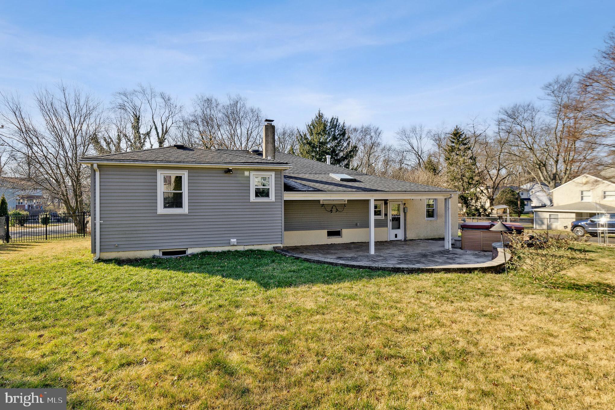 HORSHAM CHASE - Residential