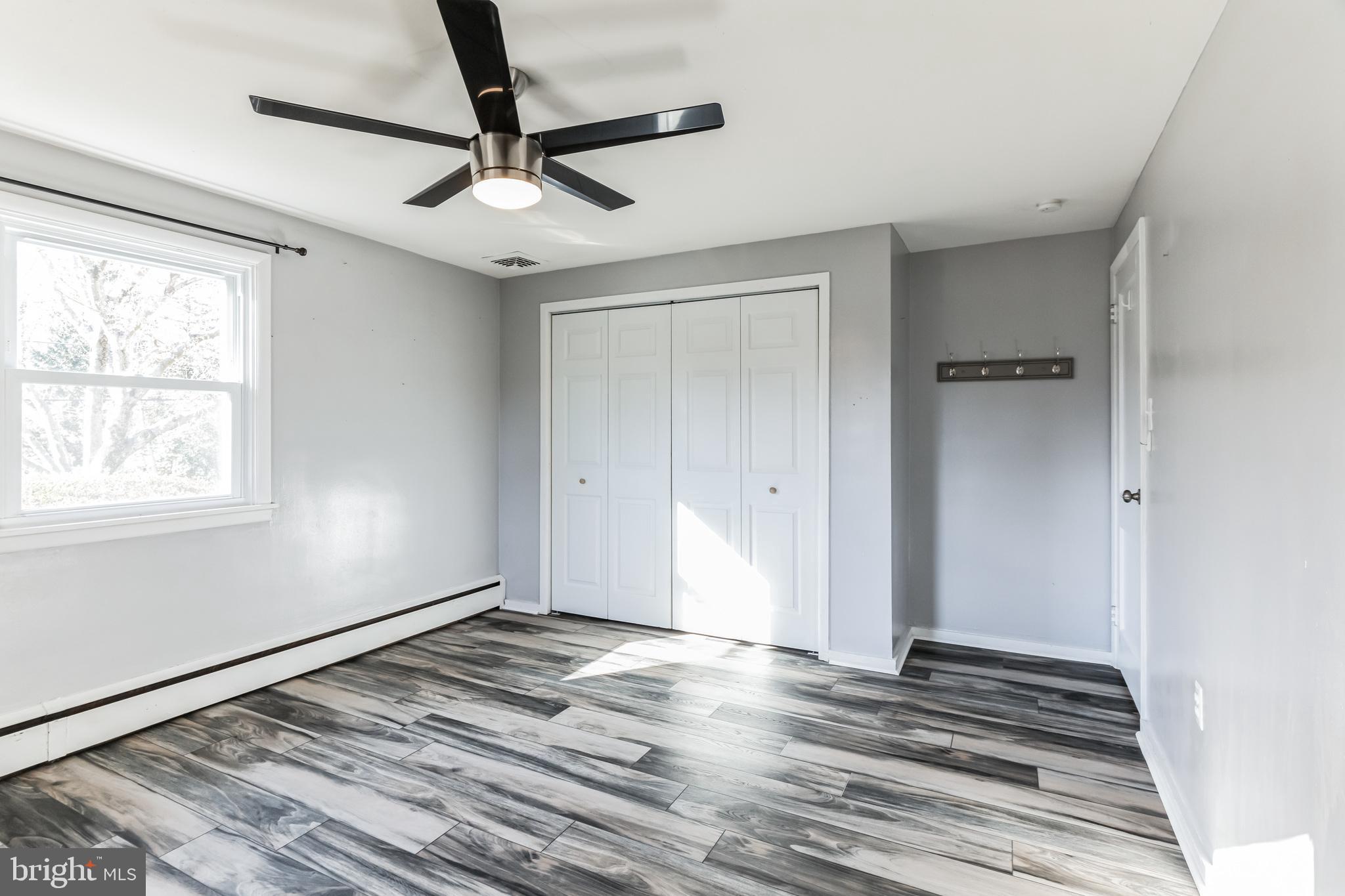 HORSHAM CHASE - Residential