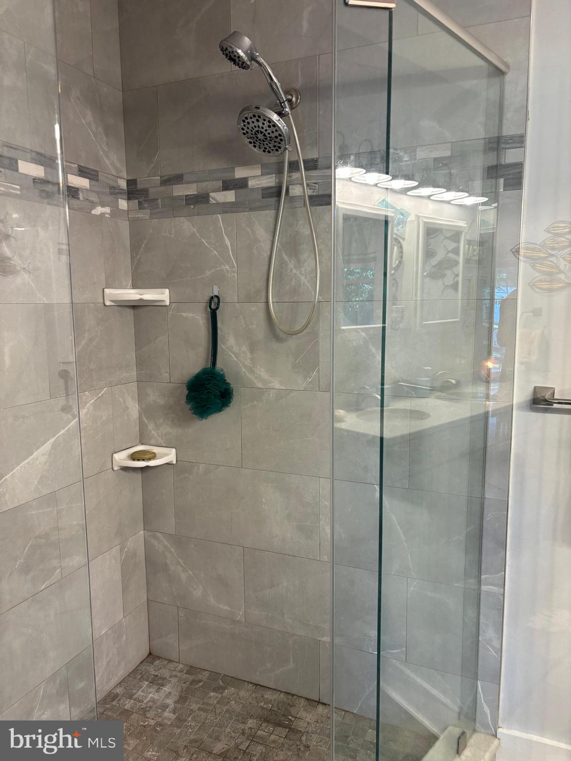 BONNIE BROOK - Residential