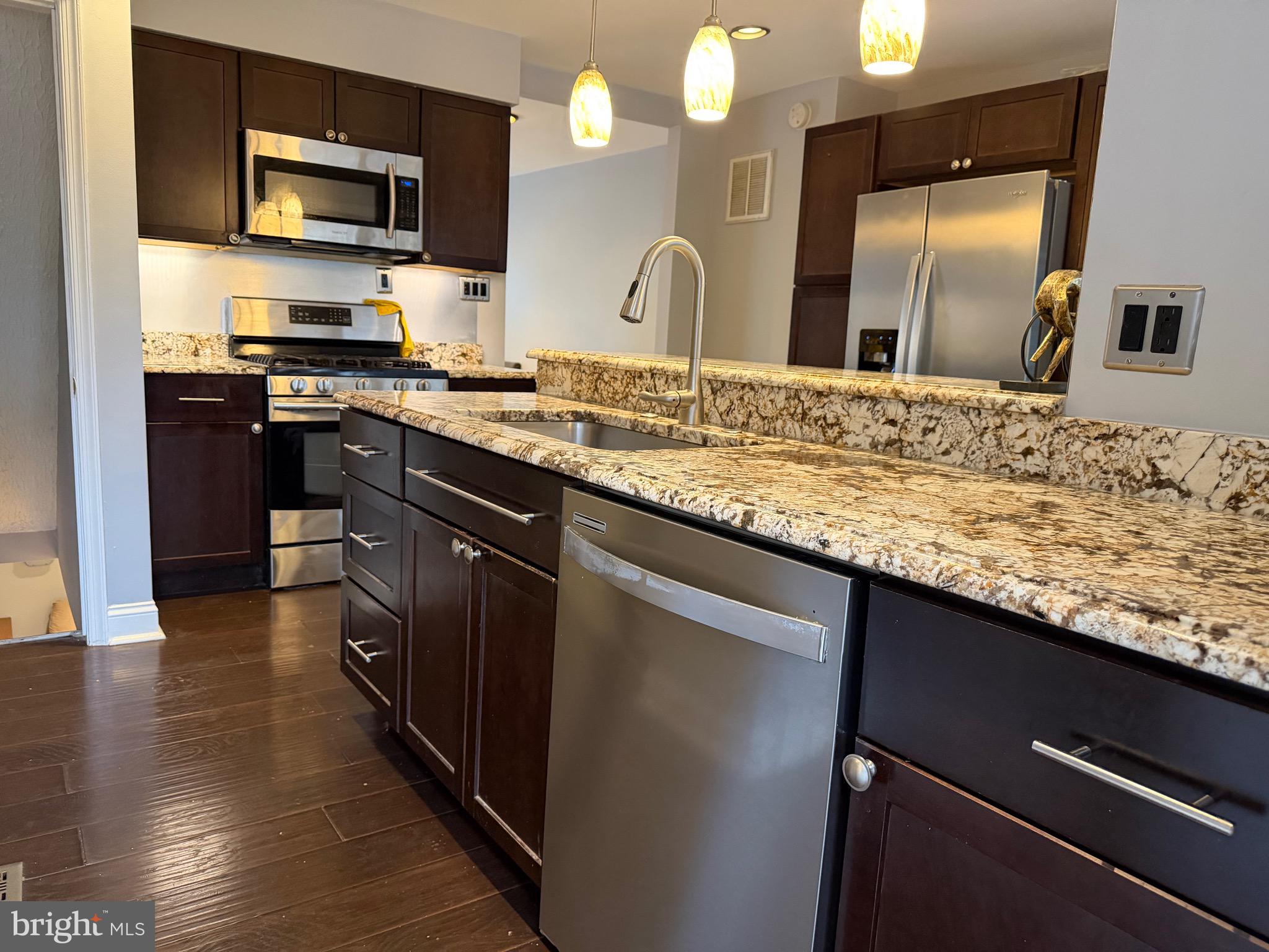 BROOKLYN PARK - Residential