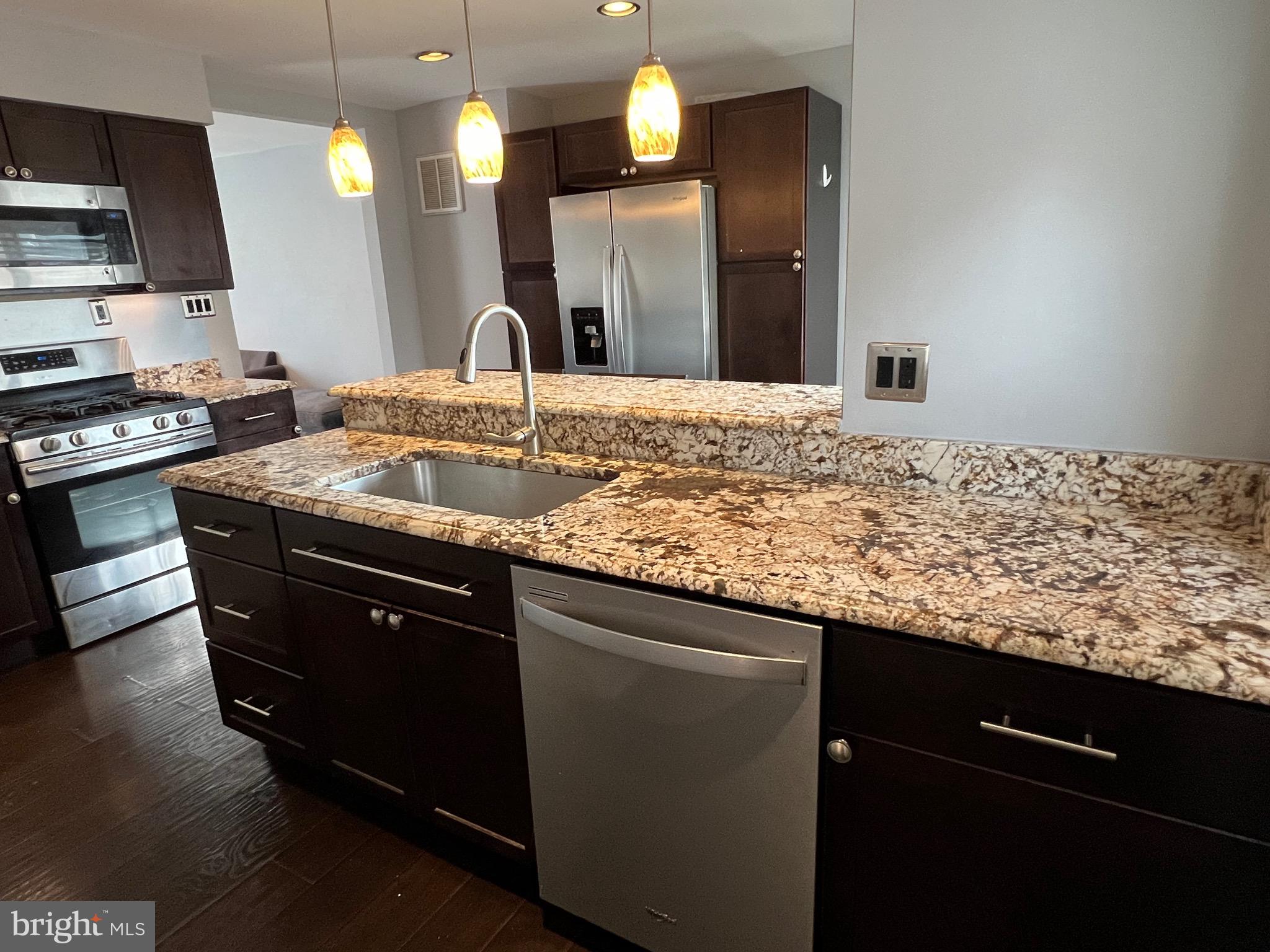 BROOKLYN PARK - Residential