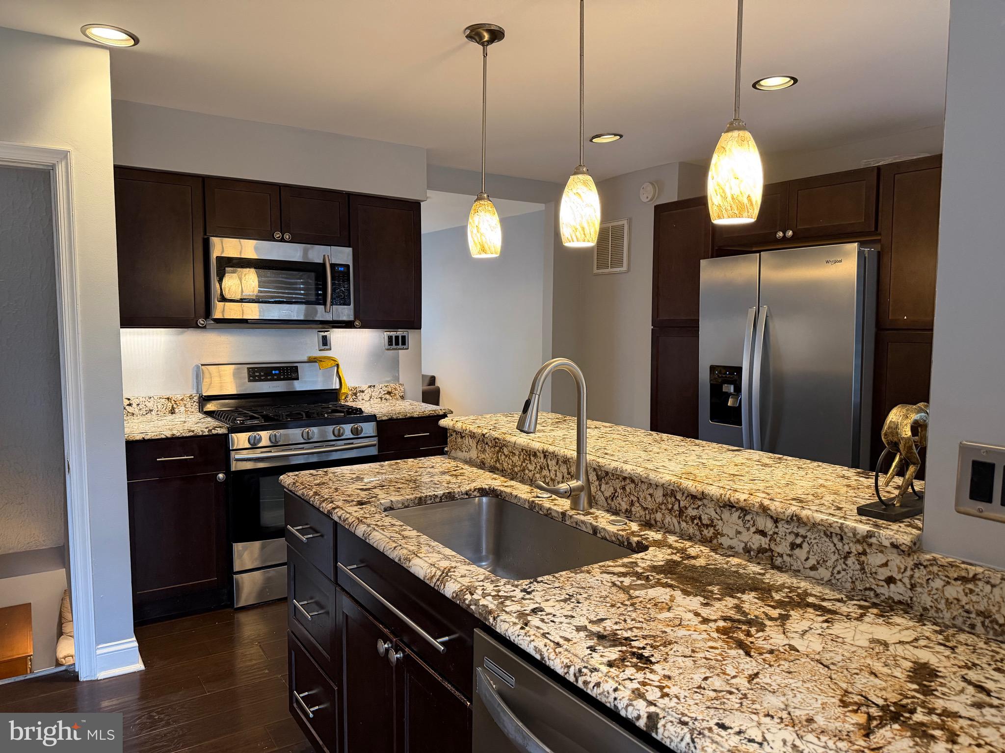 BROOKLYN PARK - Residential
