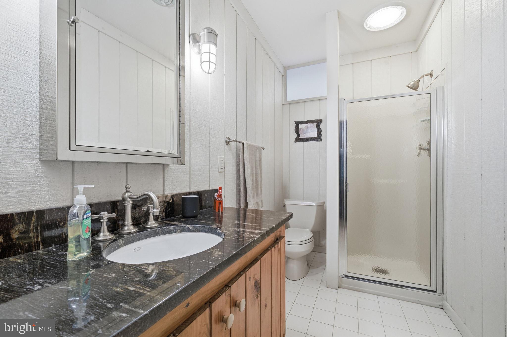 KINNAIRDS POINT - Residential