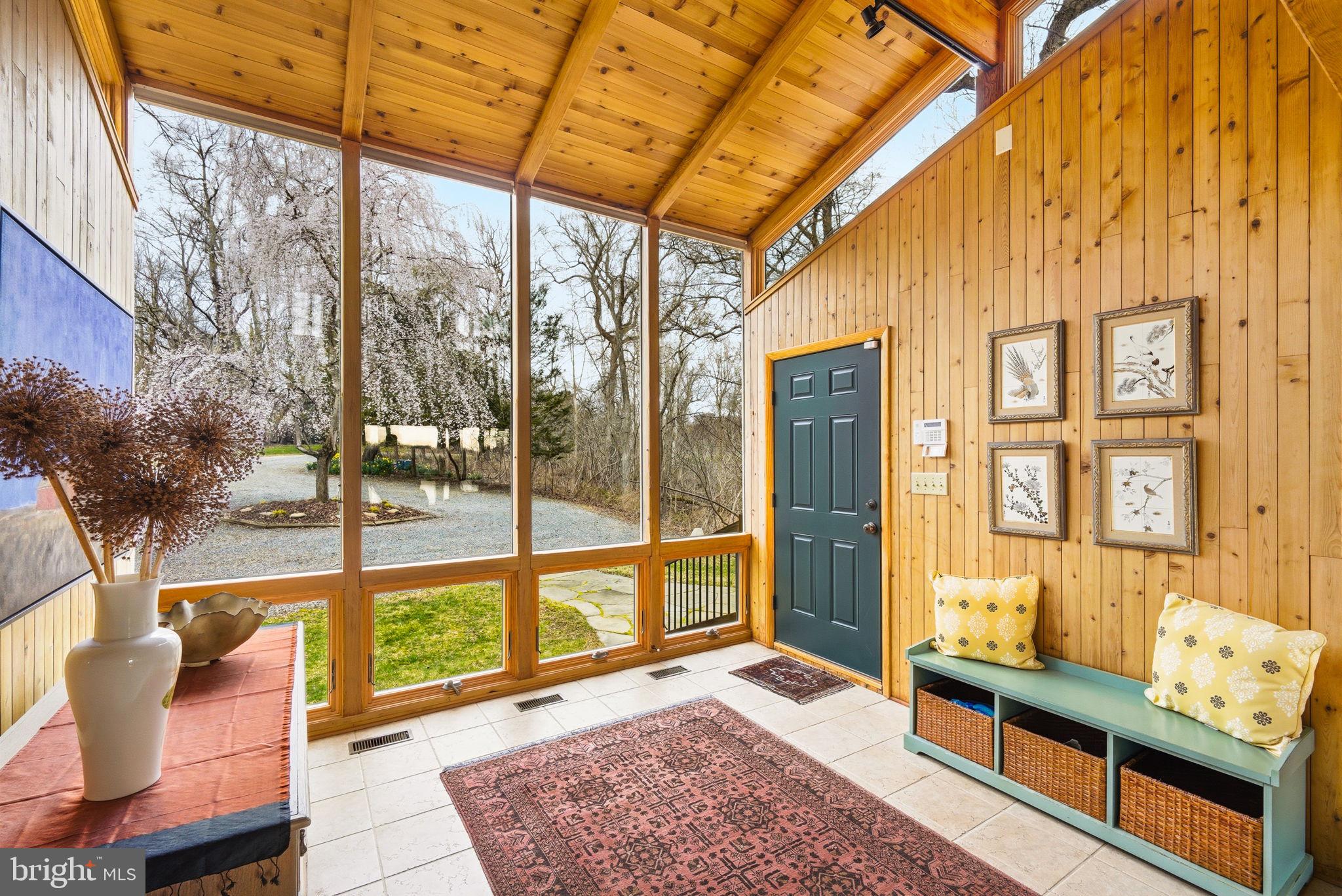 KINNAIRDS POINT - Residential