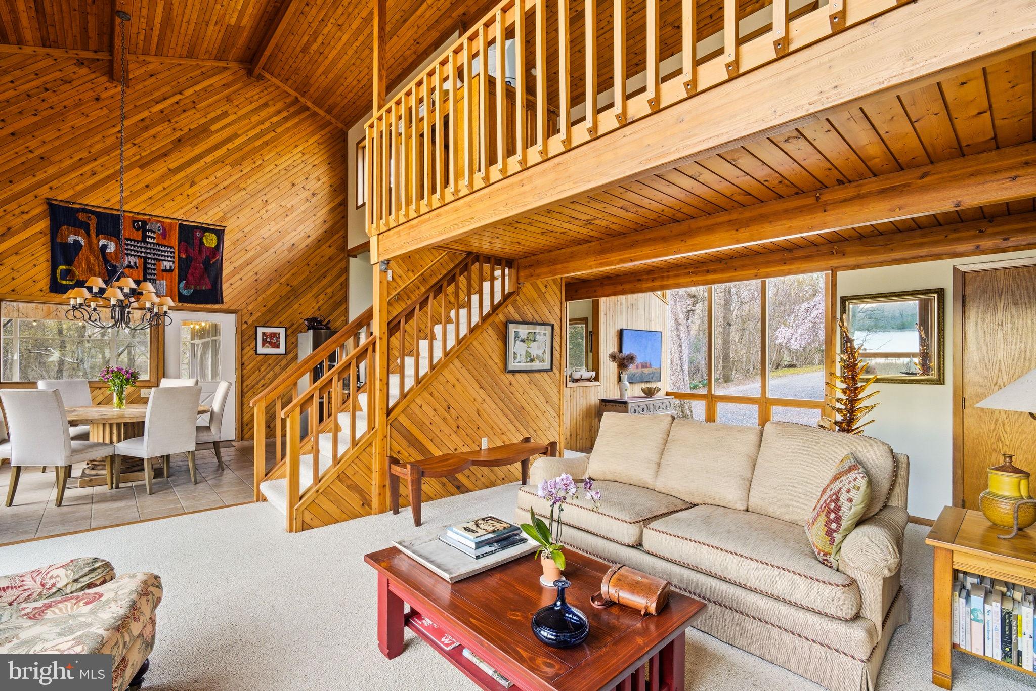 KINNAIRDS POINT - Residential