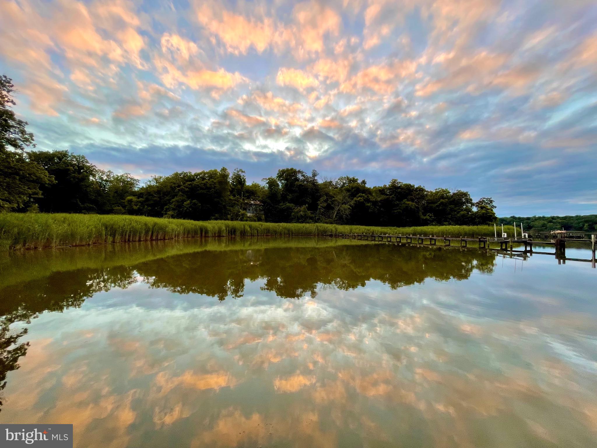 KINNAIRDS POINT - Residential