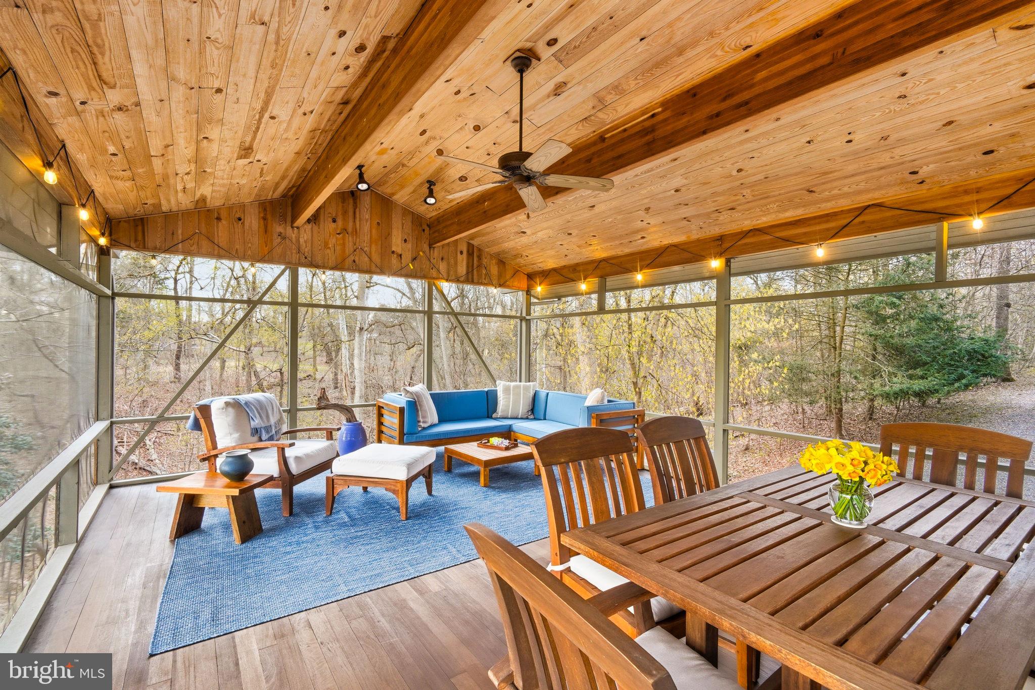 KINNAIRDS POINT - Residential