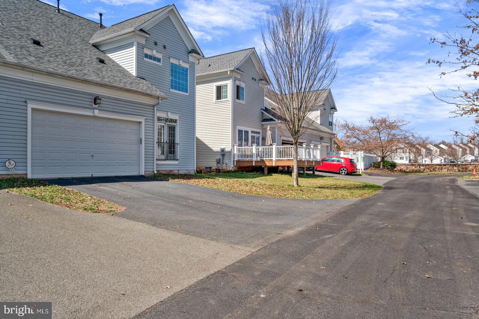 MEADOWS AT MORRIS FARM - Residential