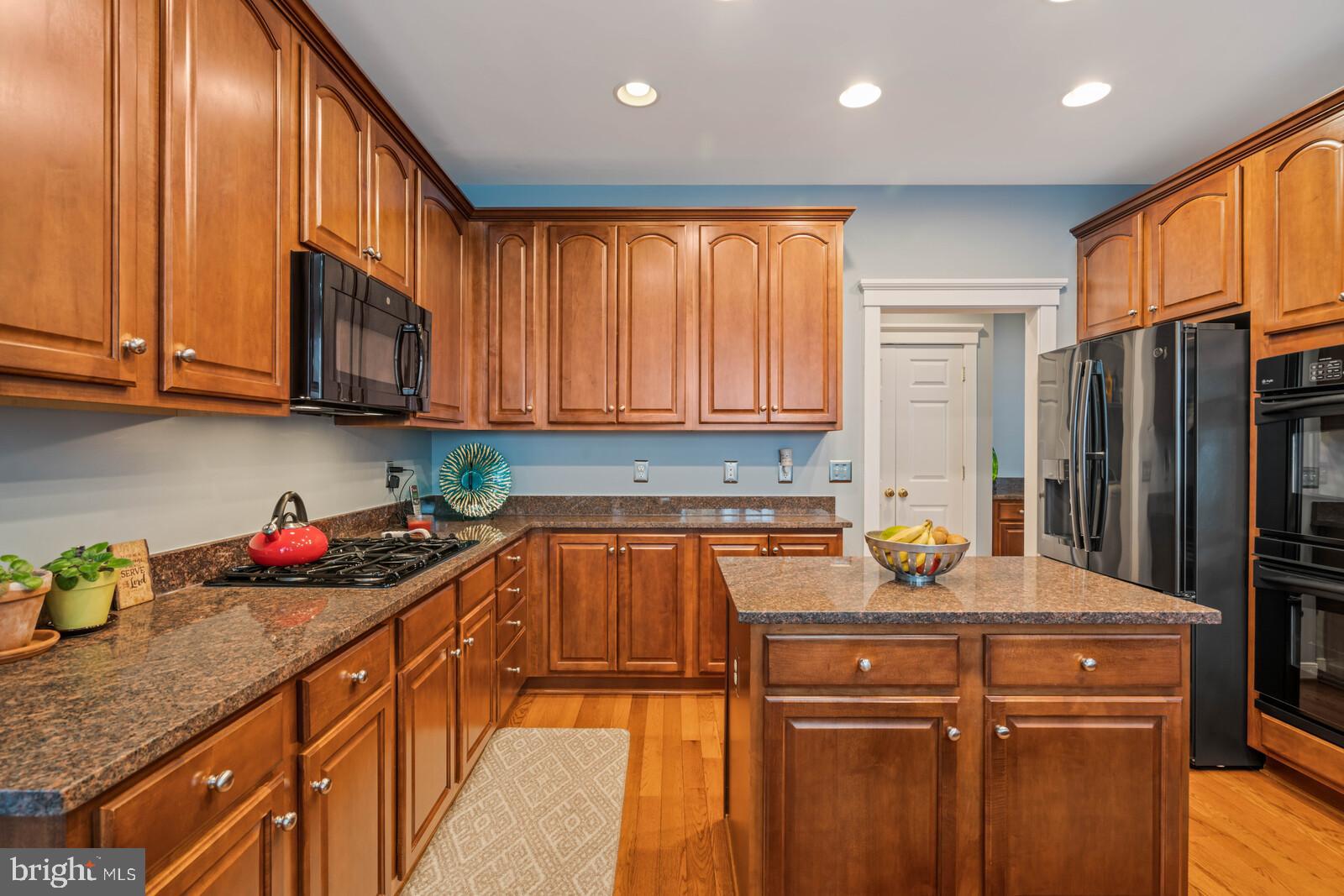 MEADOWS AT MORRIS FARM - Residential