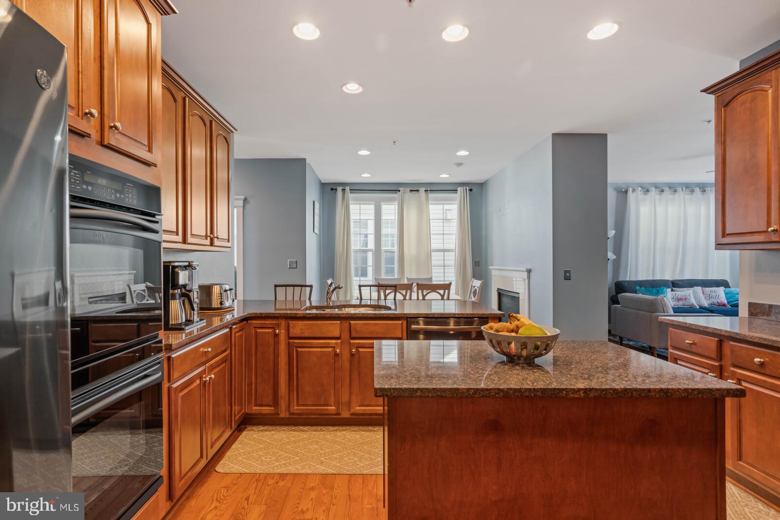 MEADOWS AT MORRIS FARM - Residential