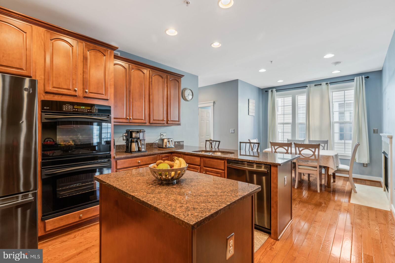 MEADOWS AT MORRIS FARM - Residential