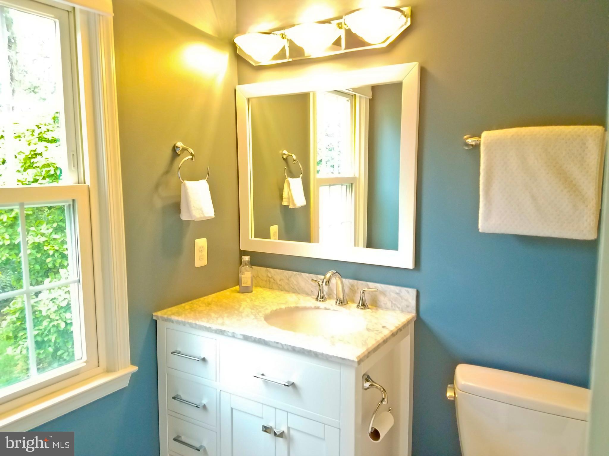 KINGSTON CHASE - Residential