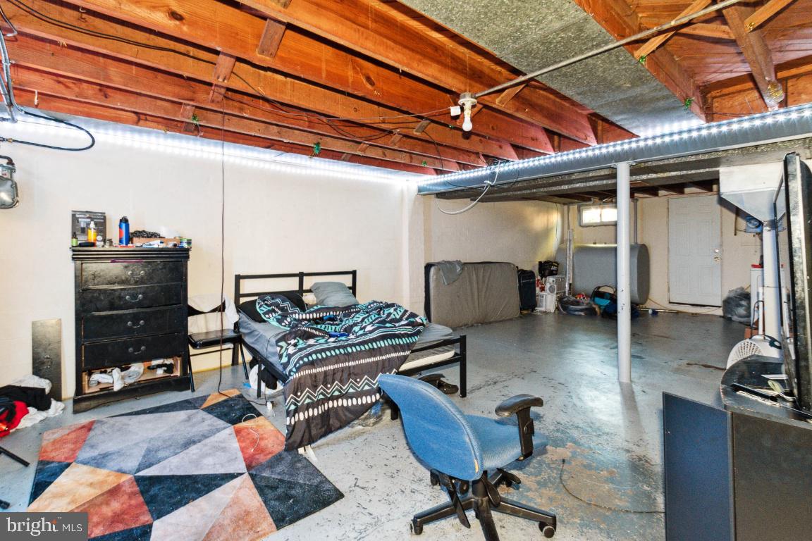 NORTHWOOD - Residential