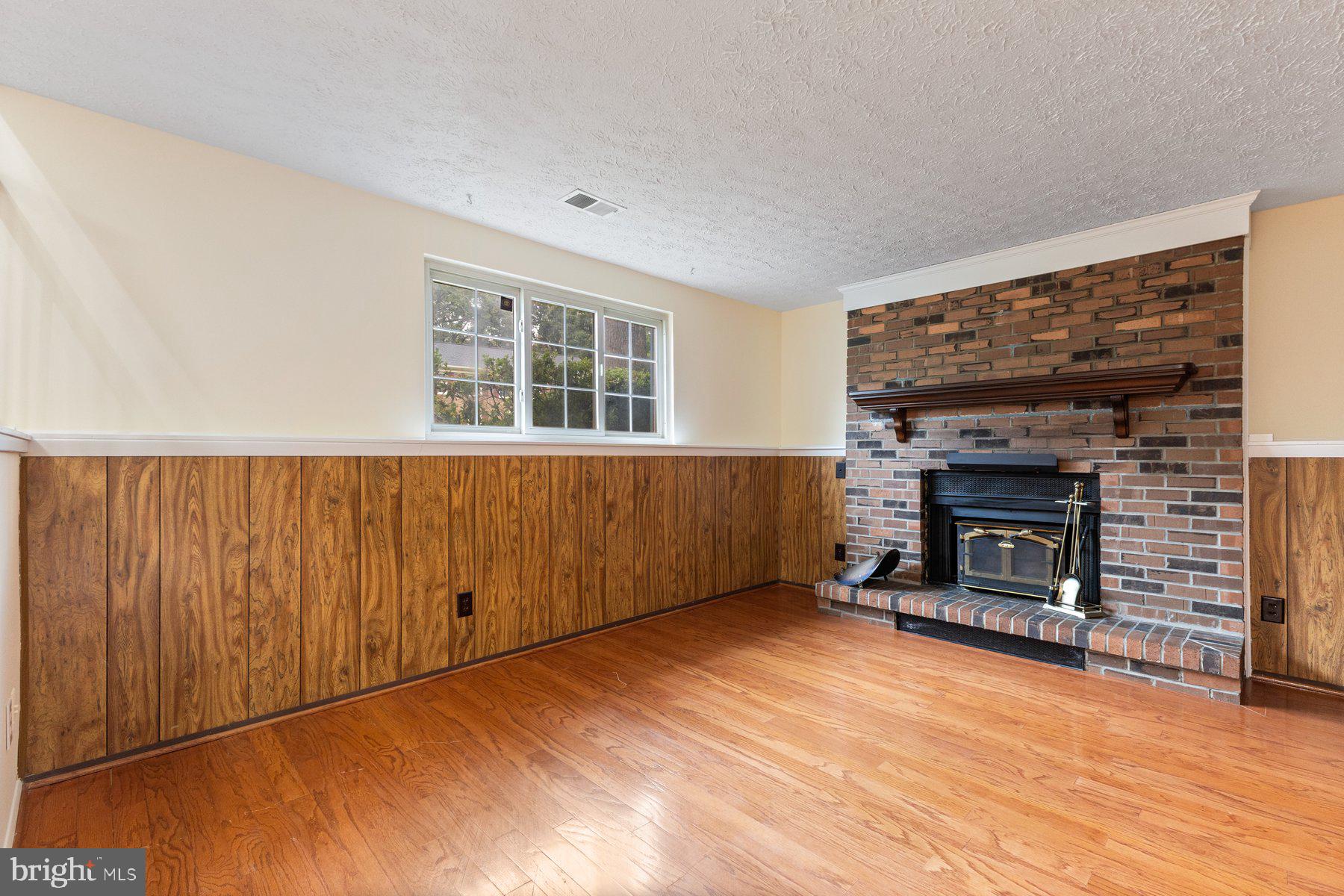 NEWINGTON FOREST - Residential