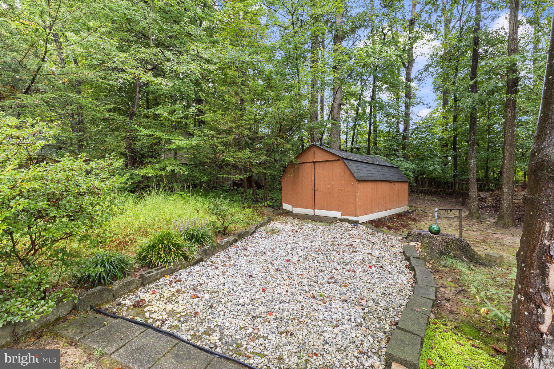 NEWINGTON FOREST - Residential