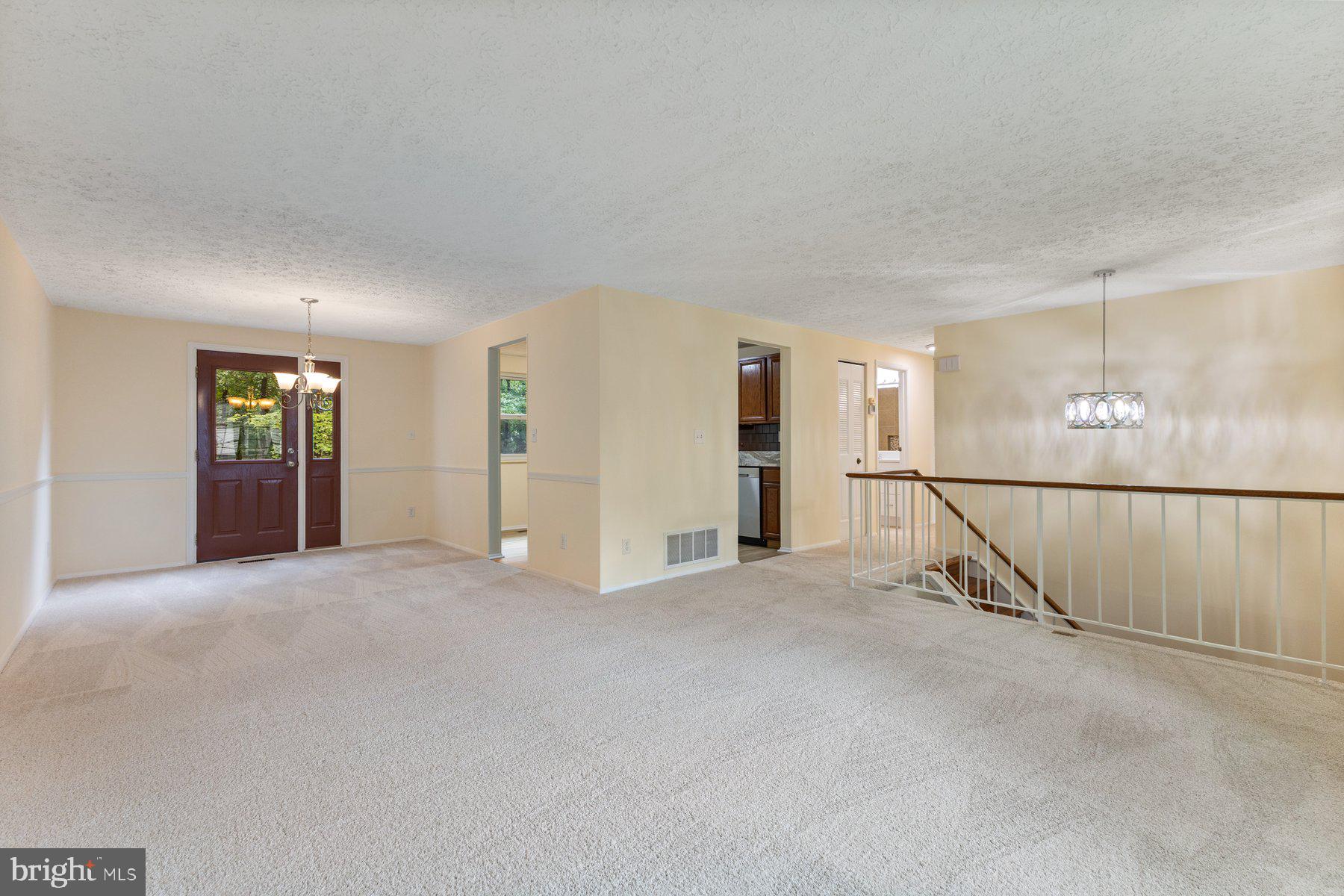 NEWINGTON FOREST - Residential