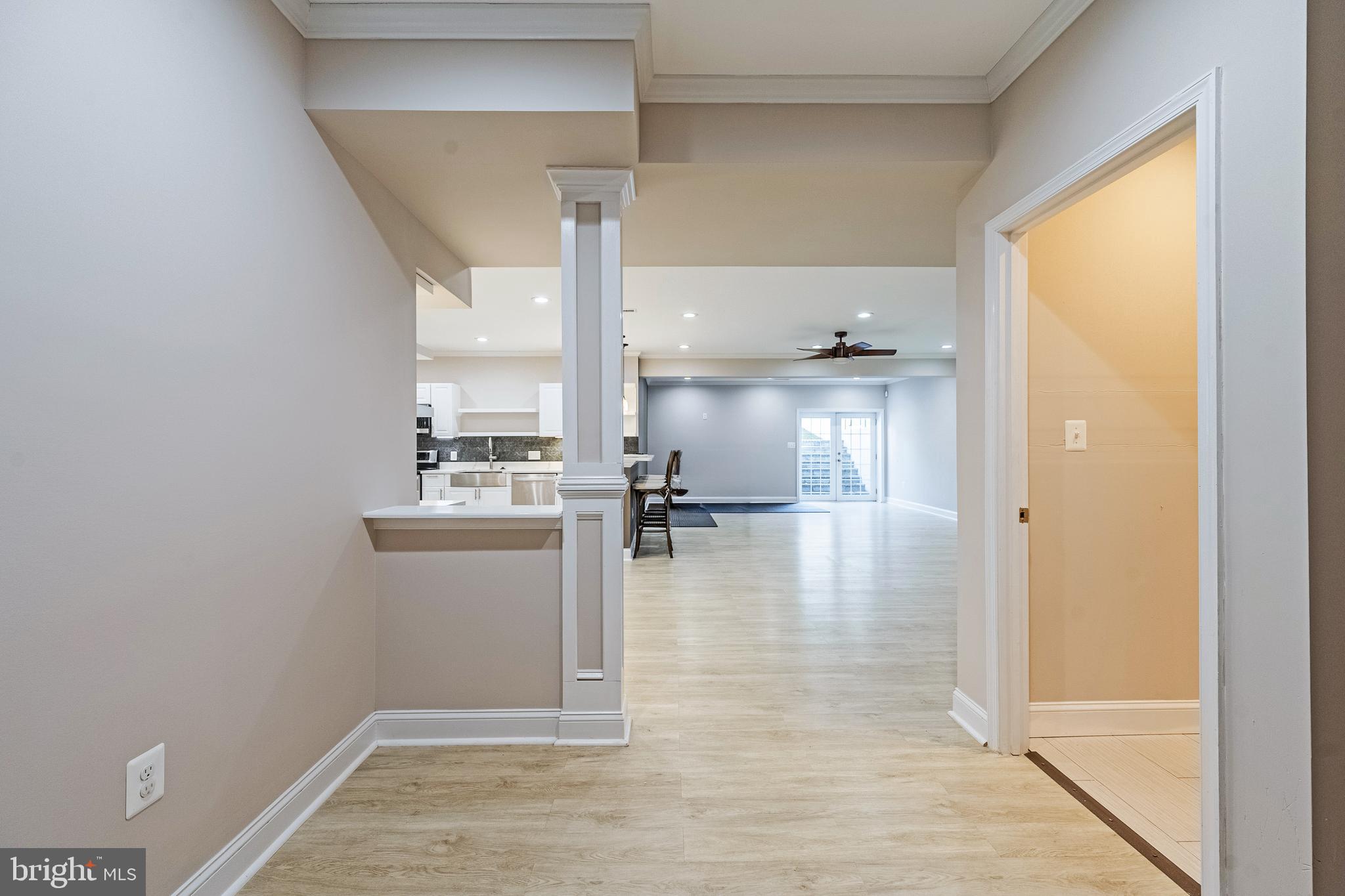 SUMMIT OAKS - Residential Lease