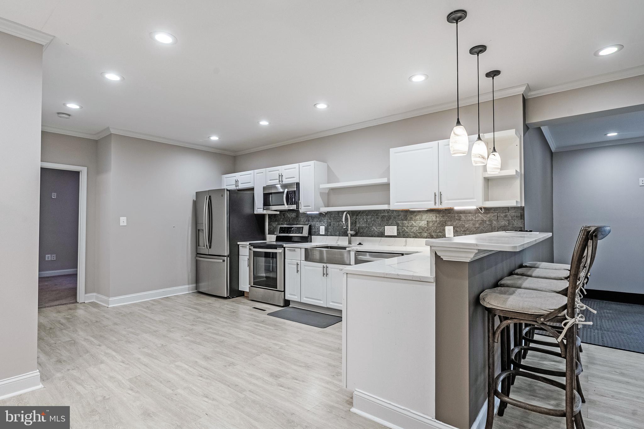 SUMMIT OAKS - Residential Lease