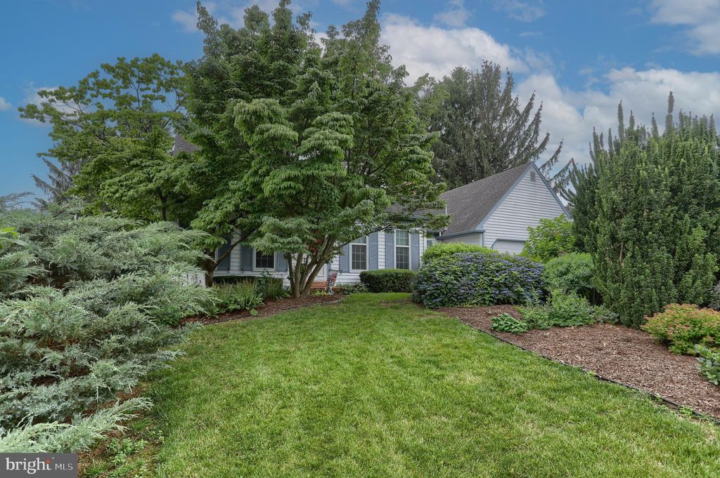 Photo of 3192 COTTONWOOD CT, LANCASTER, PA 17601 (MLS # PALA2037002)