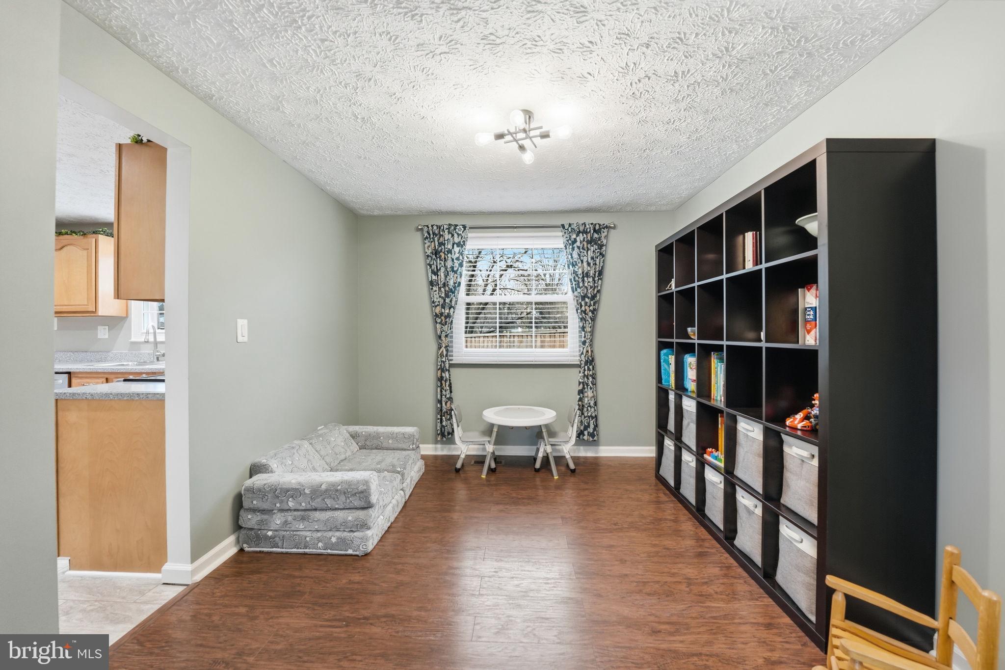 413 APPLETREE DRIVE NE