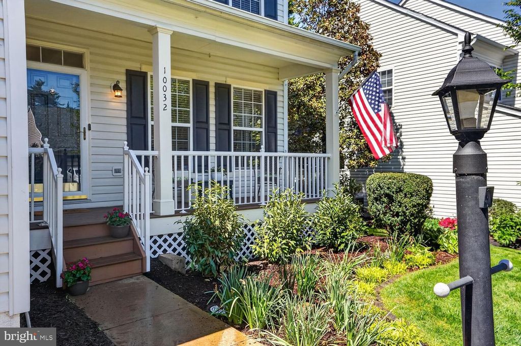 Photo of 10032 Naughton Court, BRISTOW, VA 20136 (MLS # VAPW2116126)