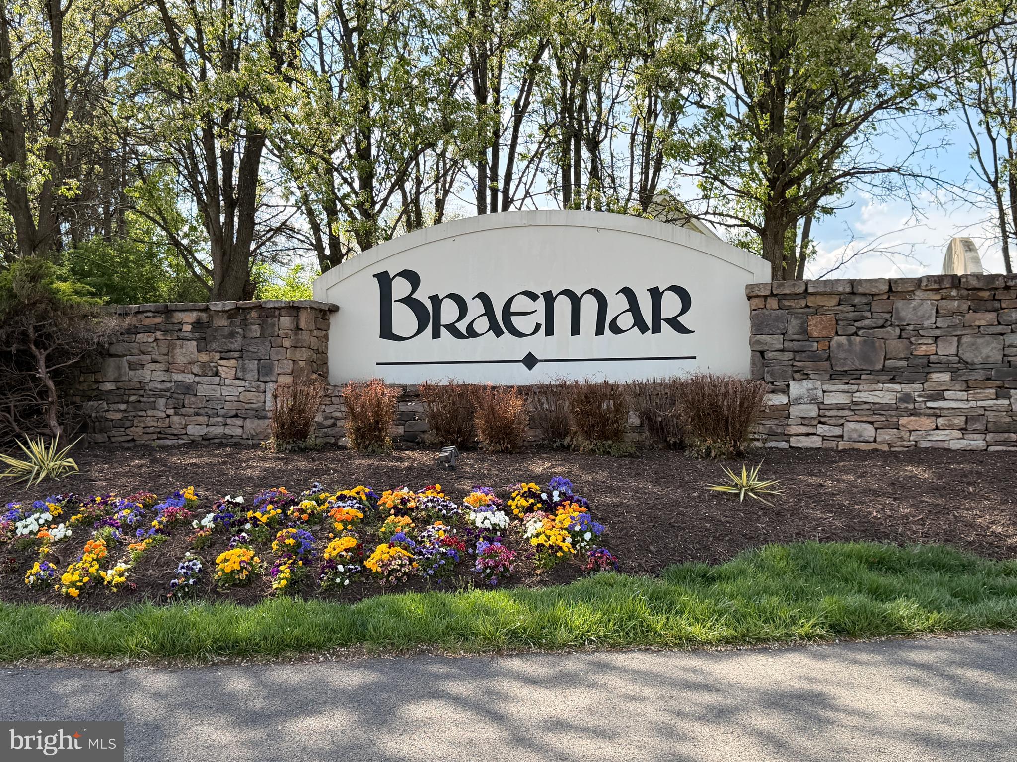 10032 NAUGHTON COURT