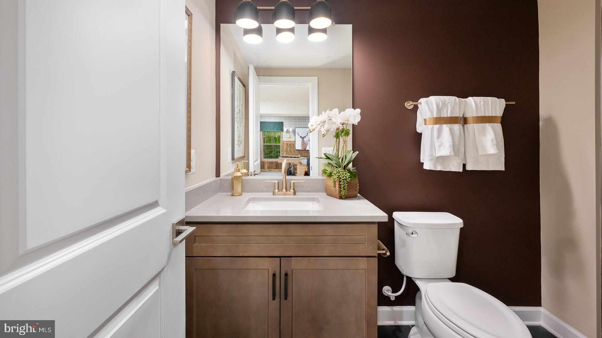 SOUTH LAKE - Residential