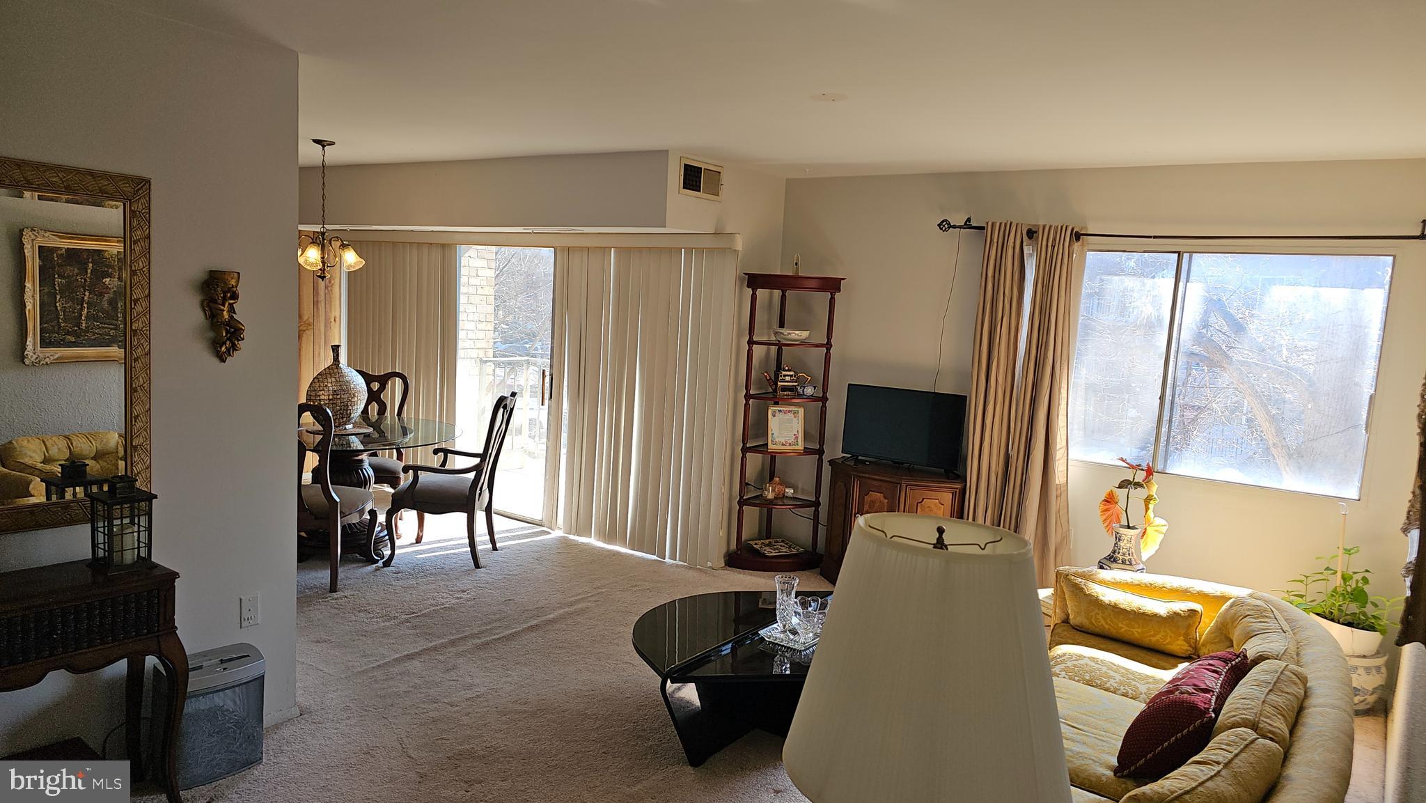 GRAND BEL MANOR - Residential